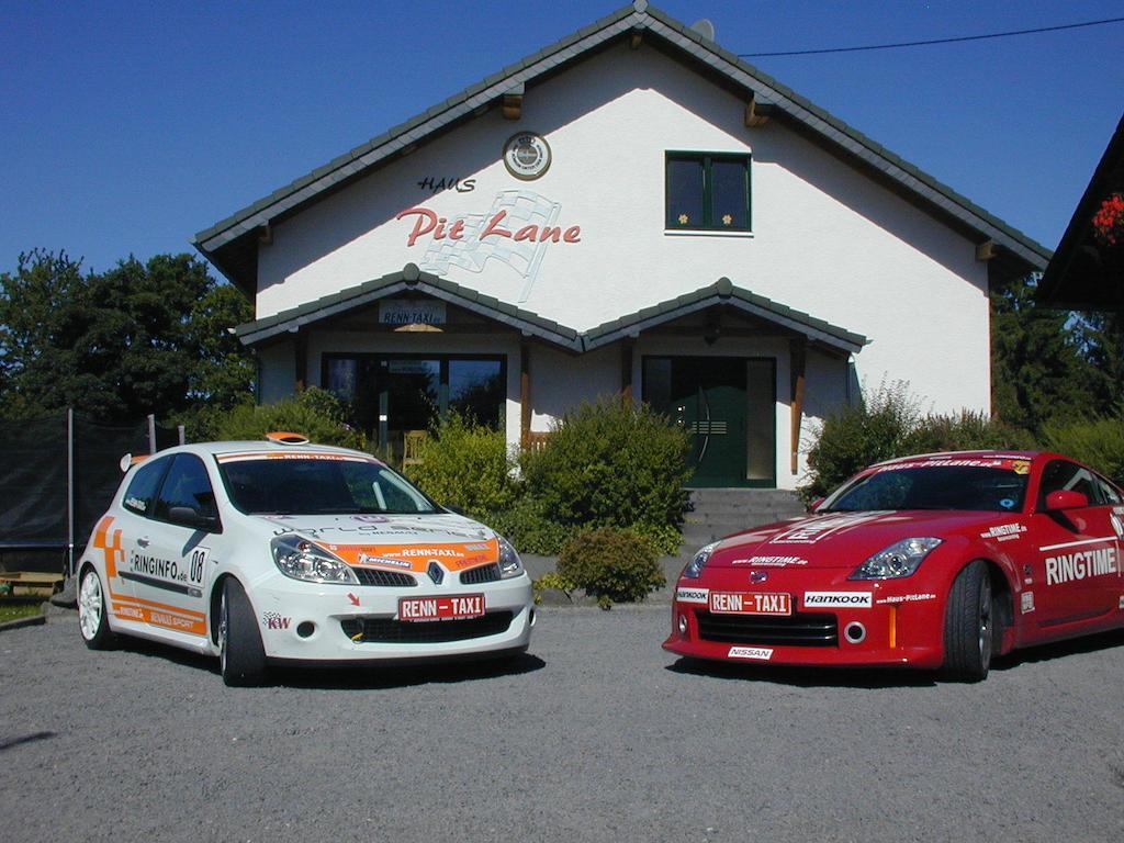 Hotel Pit Lane "Home Of Motorsport" Nurburg Exterior photo