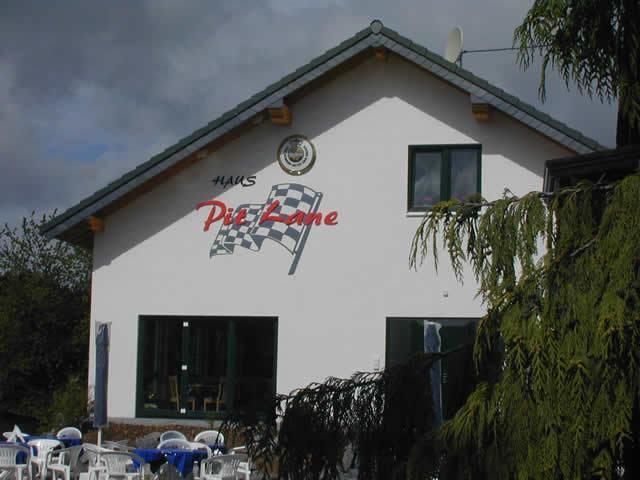 Hotel Pit Lane "Home Of Motorsport" Nurburg Exterior photo